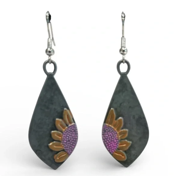 Elegant Gray and Purple Floral Earrings - Picture 1 of 4